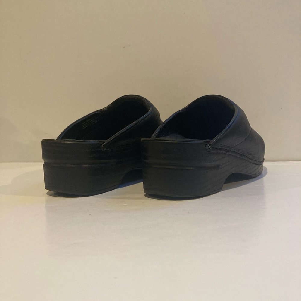 Dansko Sonja Black Cabrio Slide-on Nursing Clogs - Picture 8 of 11